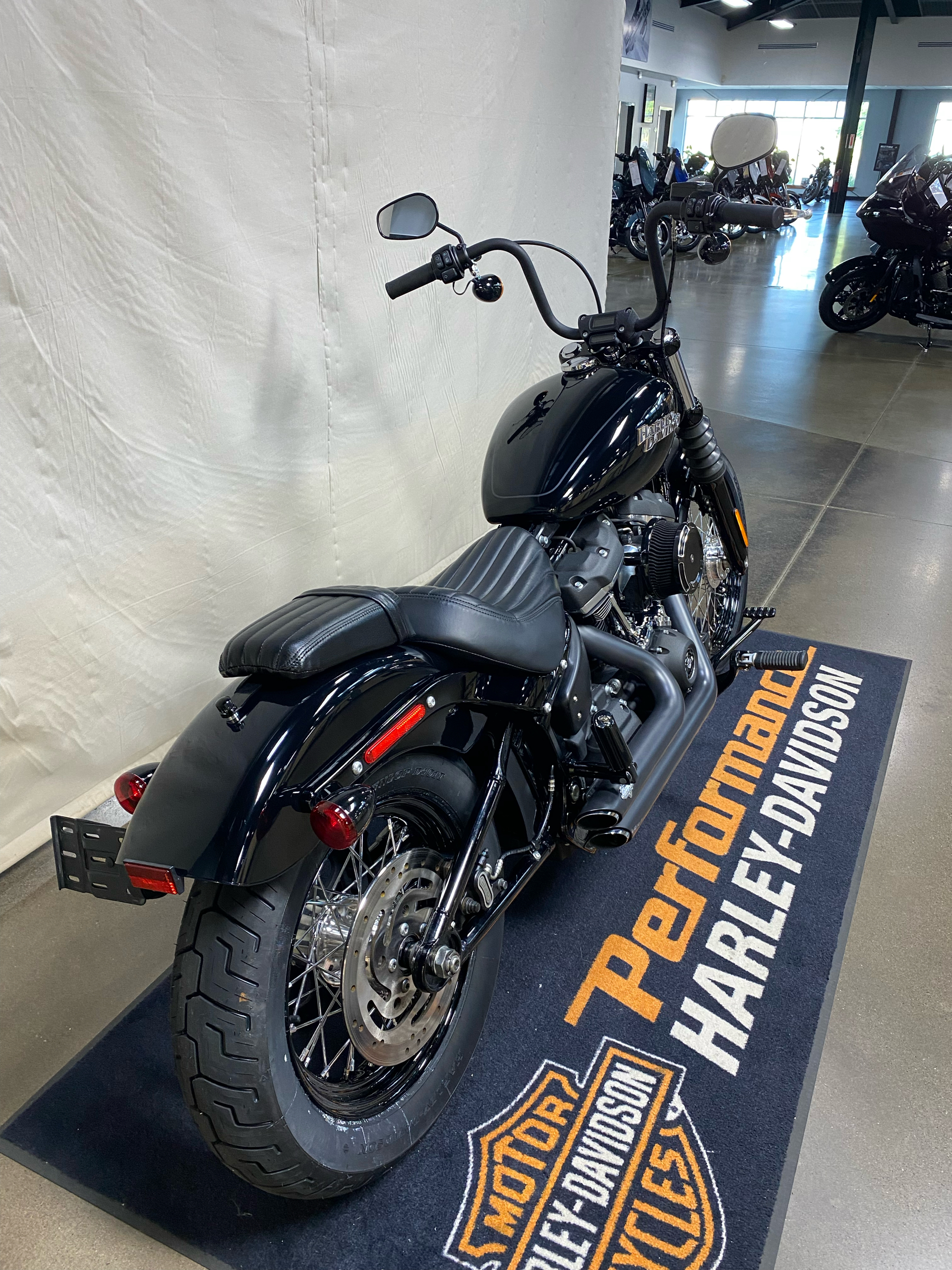 2019 Harley-Davidson Street Bob® in Syracuse, New York - Photo 3