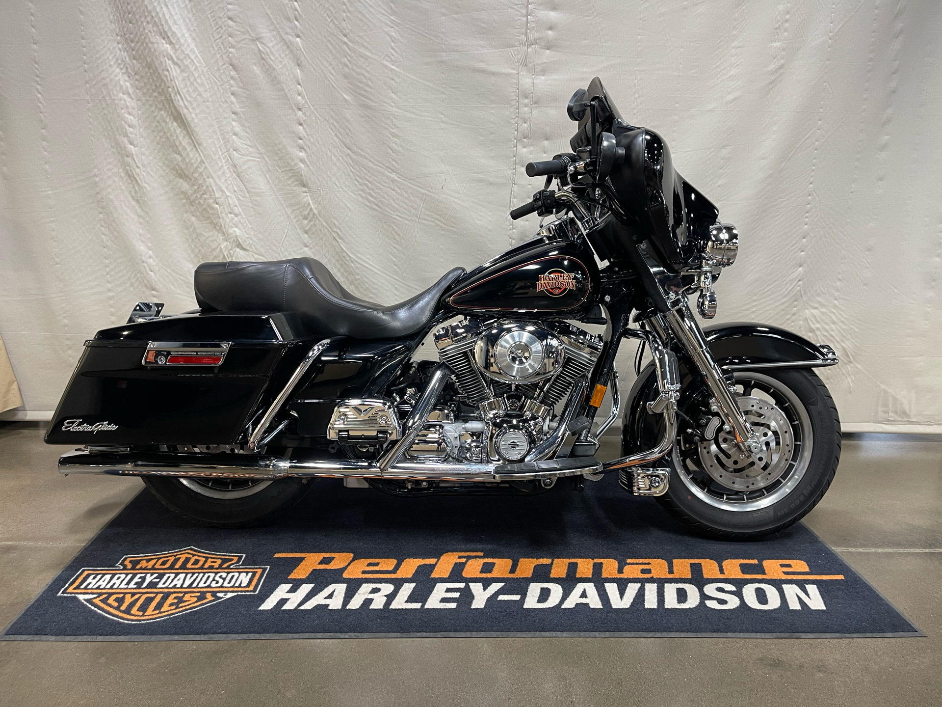 2001 Harley-Davidson FLHT Electra Glide® Standard in Syracuse, New York - Photo 1