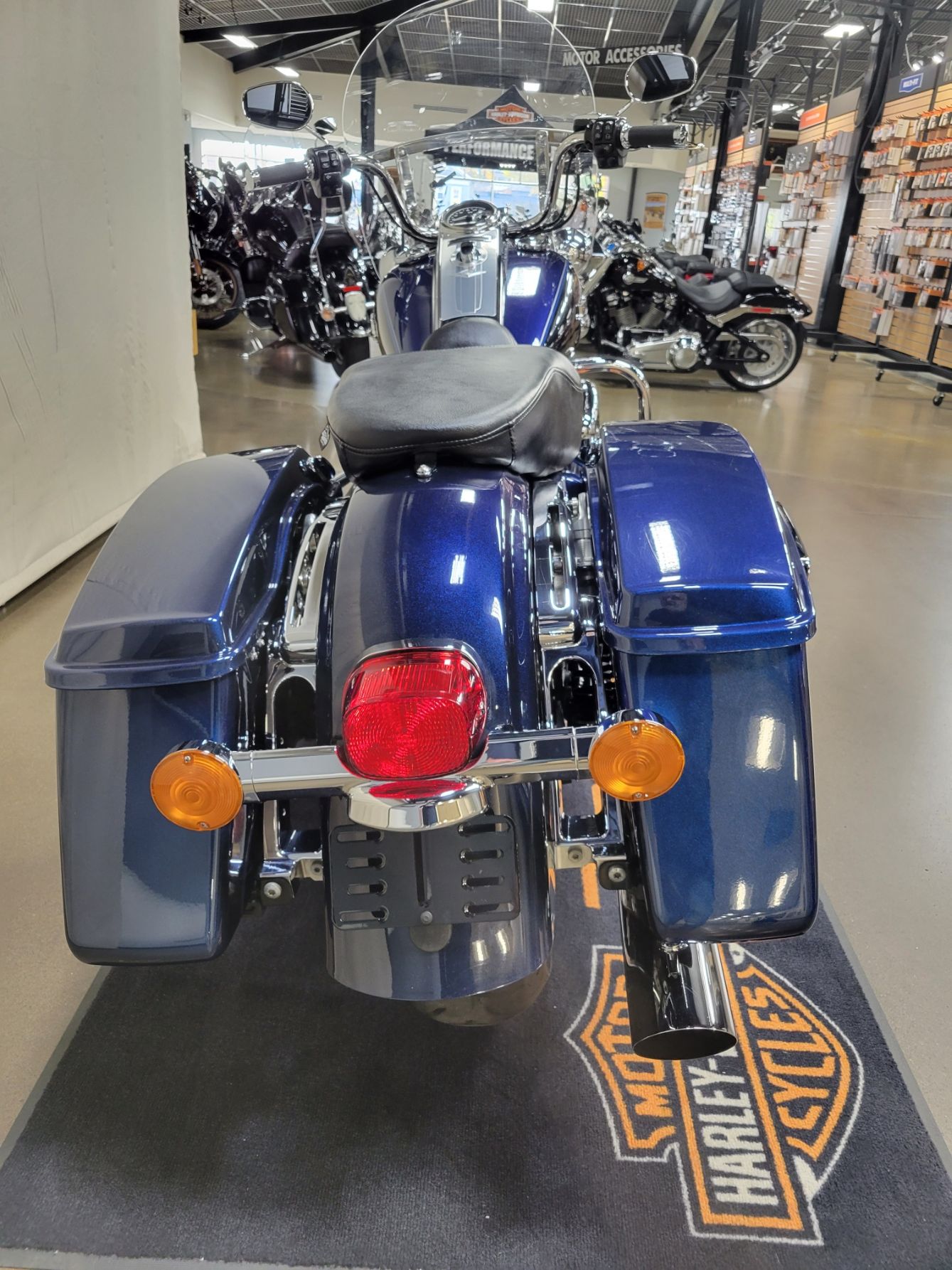 2014 Harley-Davidson Road King® in Syracuse, New York - Photo 4