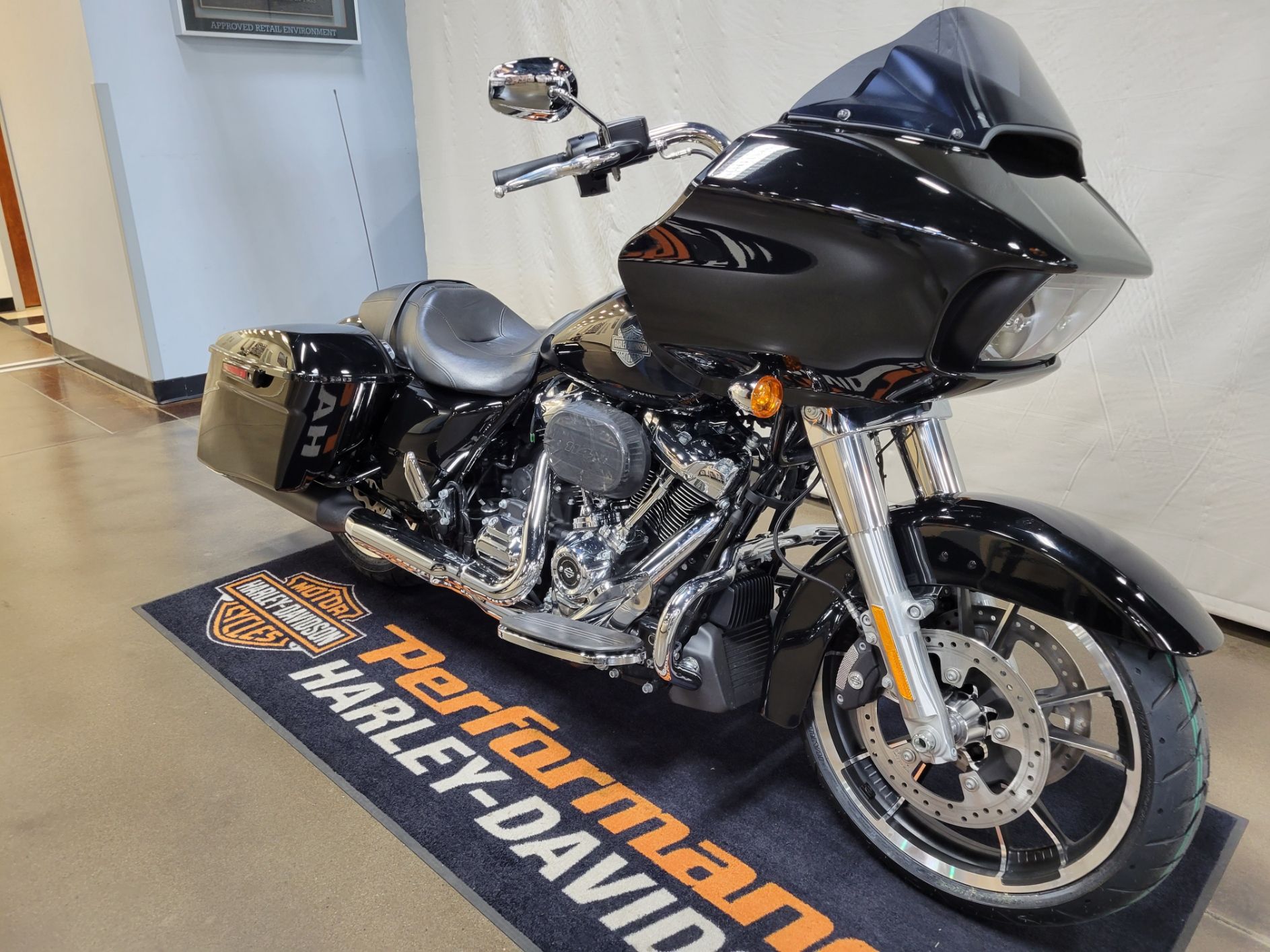 2021 Harley-Davidson Road Glide® Special in Syracuse, New York - Photo 2