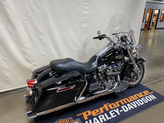 2018 Harley-Davidson Road King® in Syracuse, New York - Photo 3