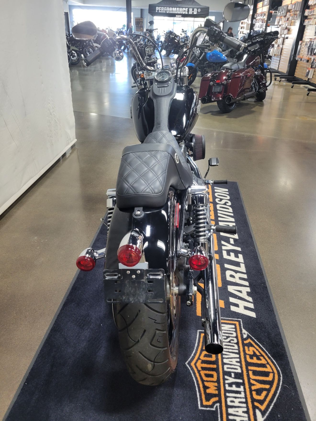 2012 Harley-Davidson Dyna® Street Bob® in Syracuse, New York - Photo 5