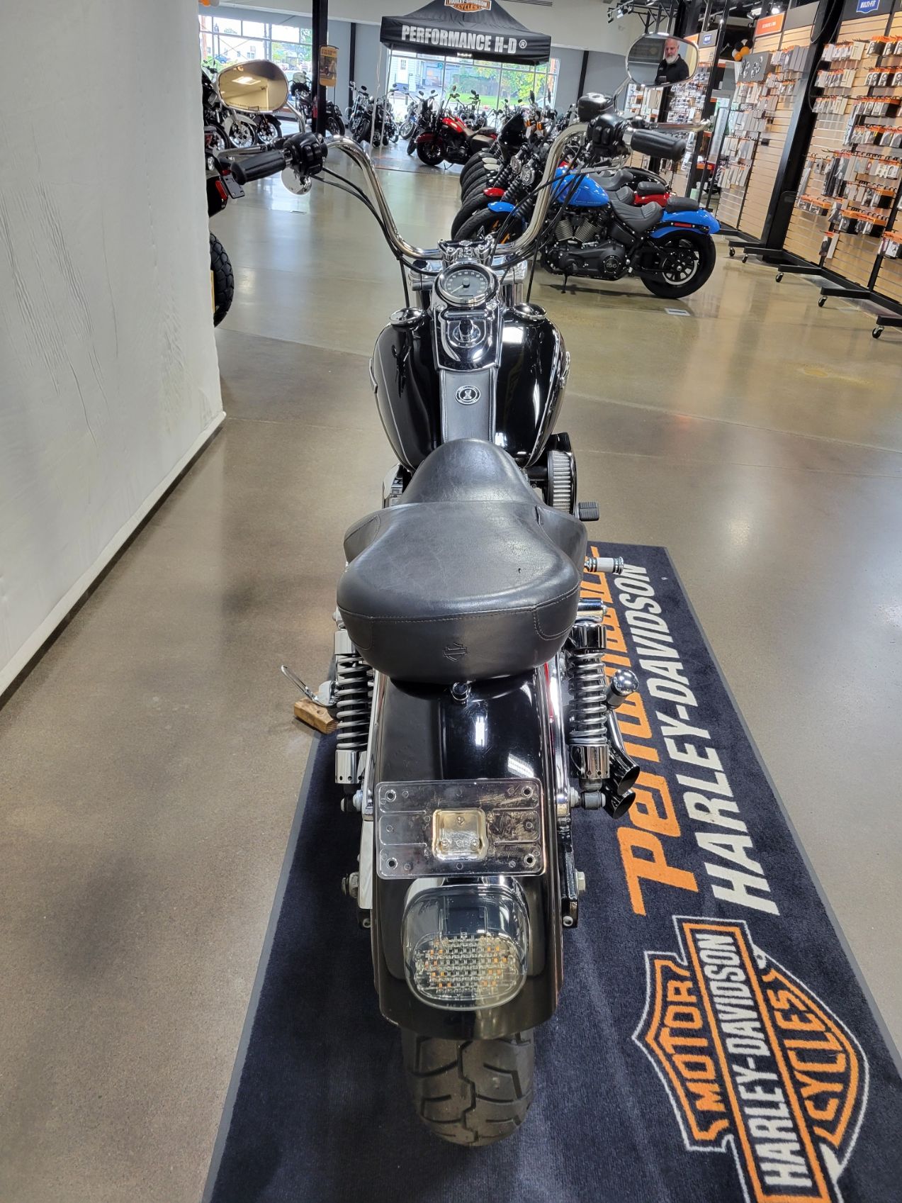 2012 Harley-Davidson Dyna® Super Glide® Custom in Syracuse, New York - Photo 4