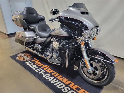 2017 Harley-Davidson Ultra Limited in Syracuse, New York - Photo 2