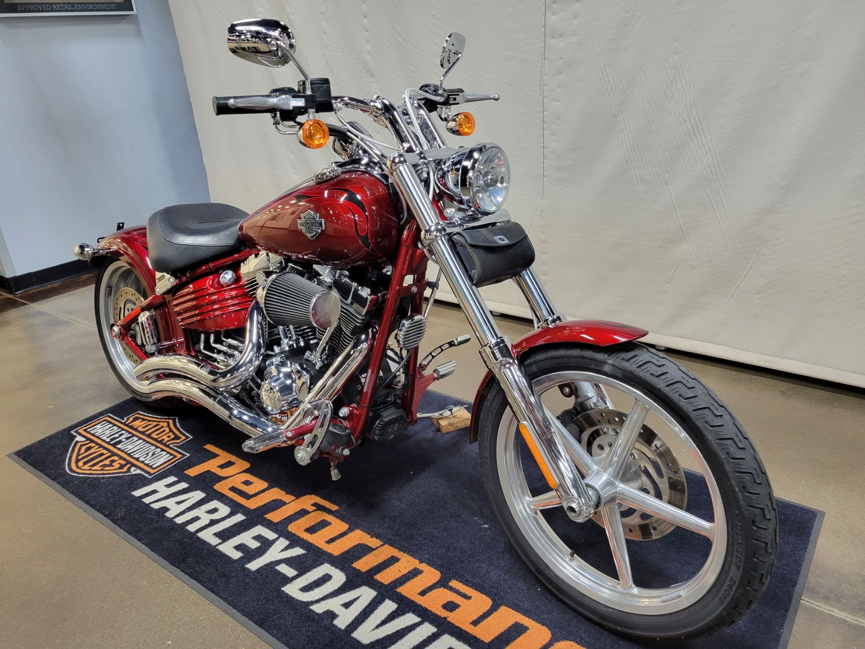 2010 Harley-Davidson Softail® Rocker™ C in Syracuse, New York - Photo 2