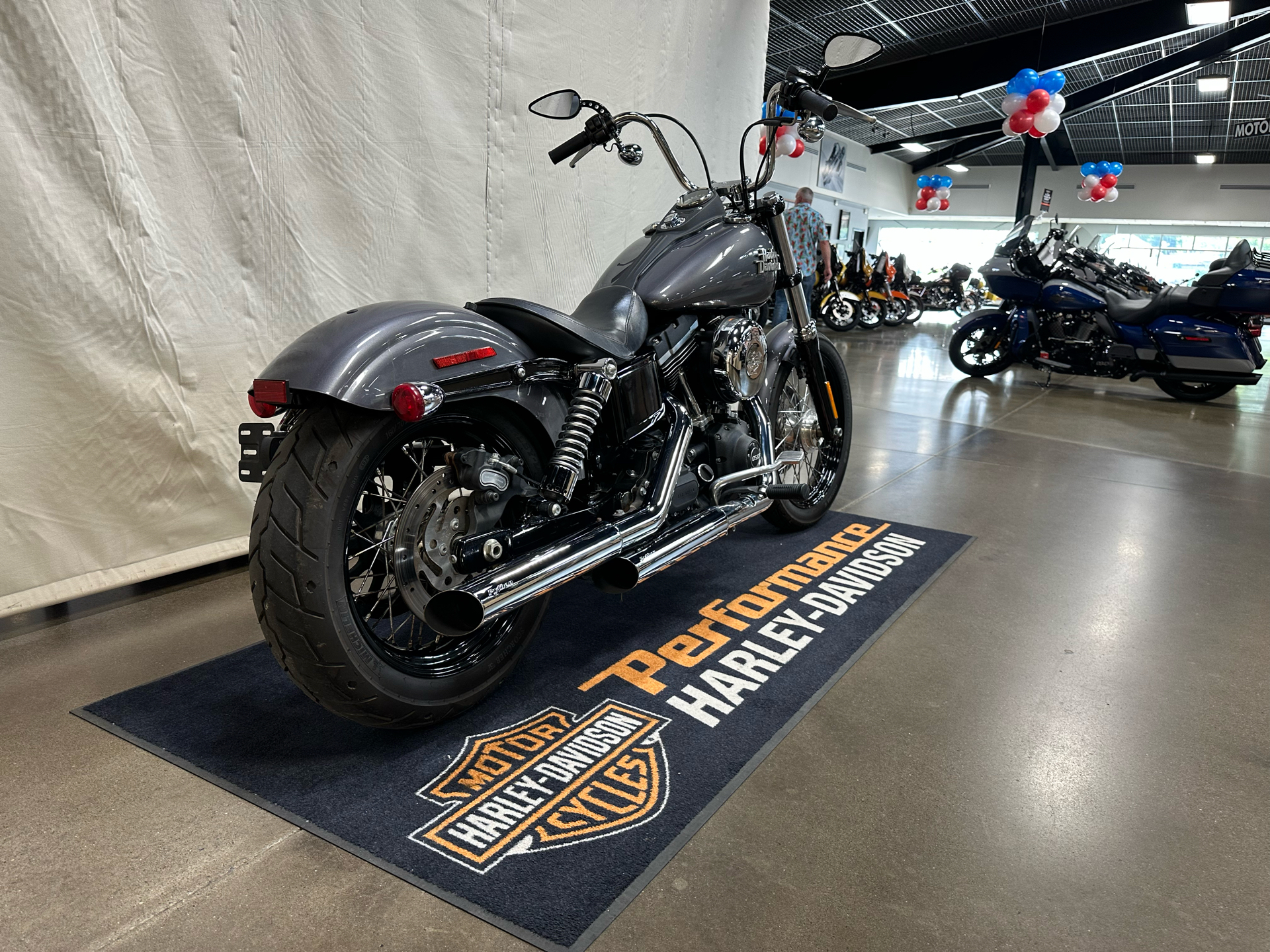 2016 Harley-Davidson Street Bob® in Syracuse, New York - Photo 3