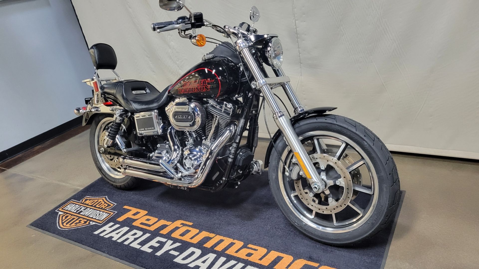 2016 Harley-Davidson Low Rider® in Syracuse, New York - Photo 2