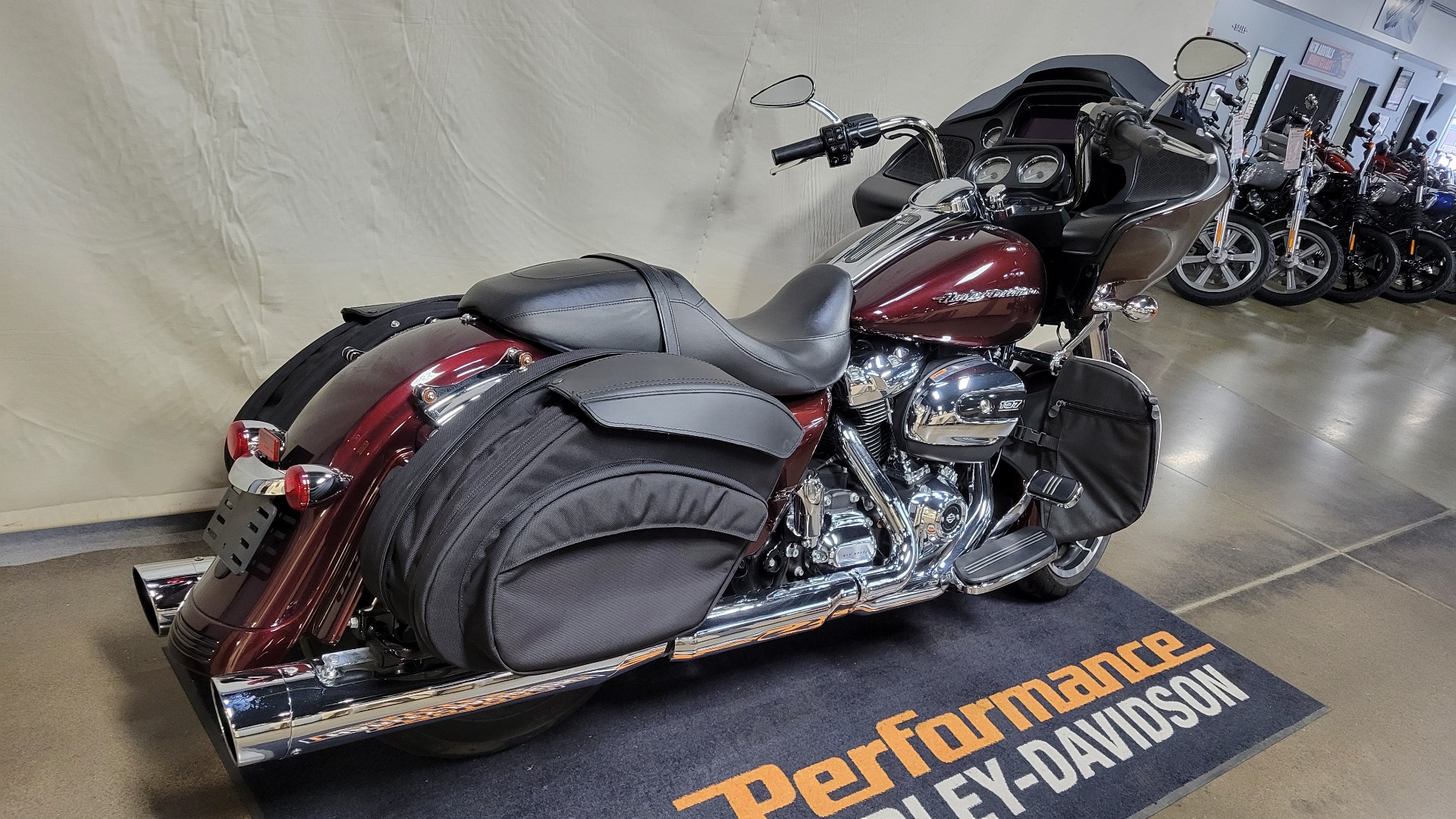 2019 Harley-Davidson Road Glide® in Syracuse, New York - Photo 3