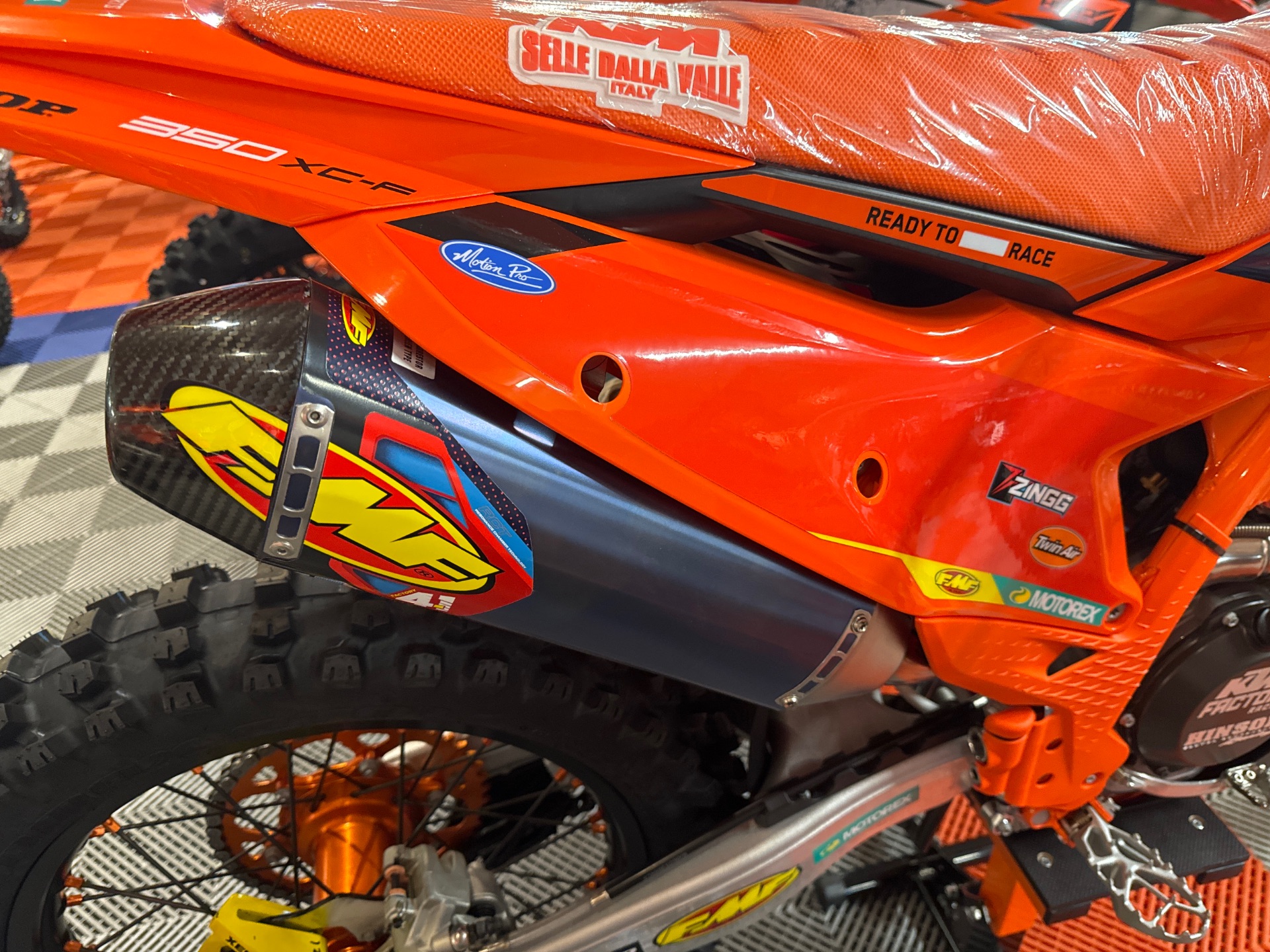 2024 KTM 350 XC-F Factory Edition in Easton, Maryland - Photo 7