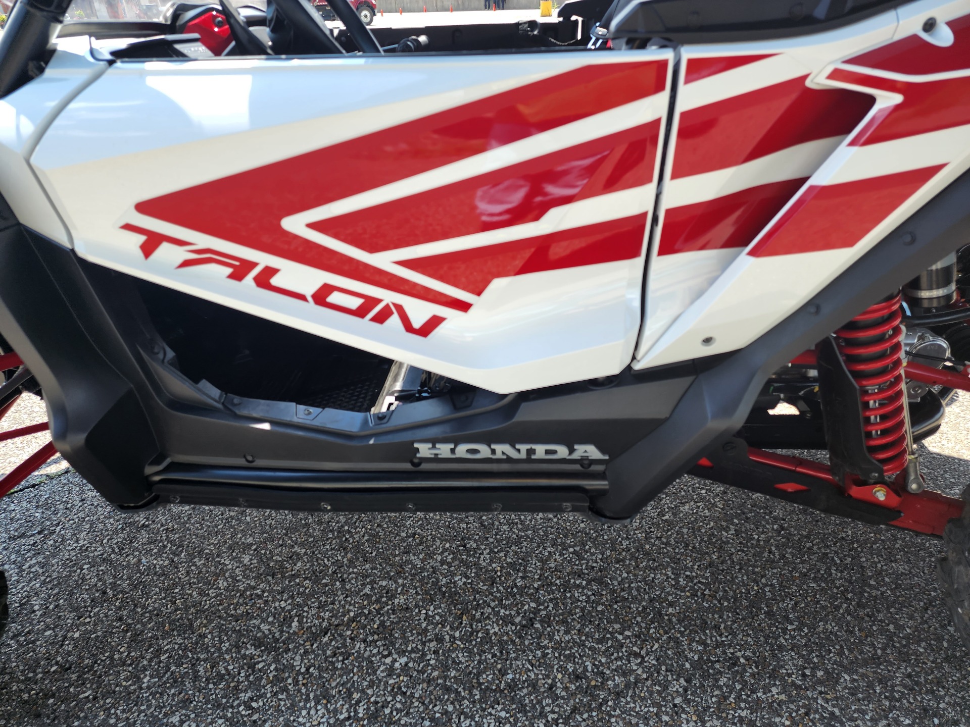2021 Honda Talon 1000R in Ashland, Kentucky - Photo 16