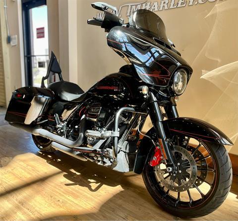 2018 Harley-Davidson Street Glide® Special in Loveland, Colorado - Photo 2