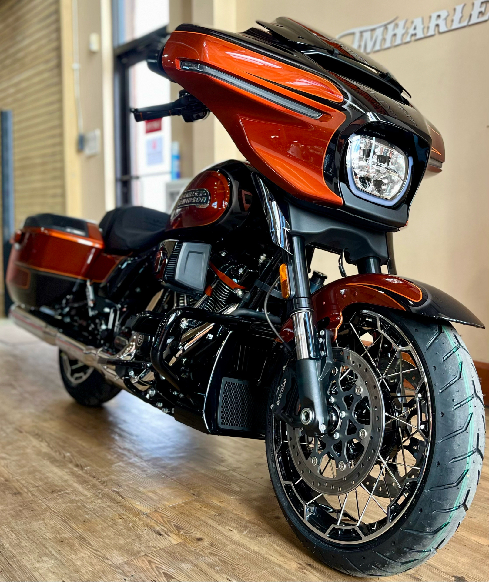 2023 Harley-Davidson CVO™ Street Glide® in Loveland, Colorado - Photo 2