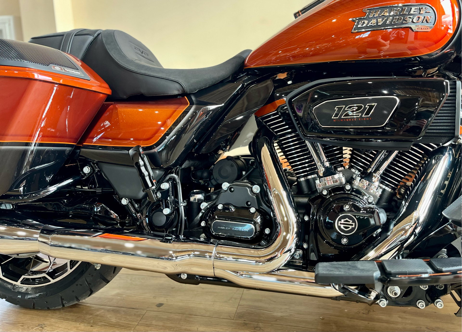 2023 Harley-Davidson CVO™ Street Glide® in Loveland, Colorado - Photo 11