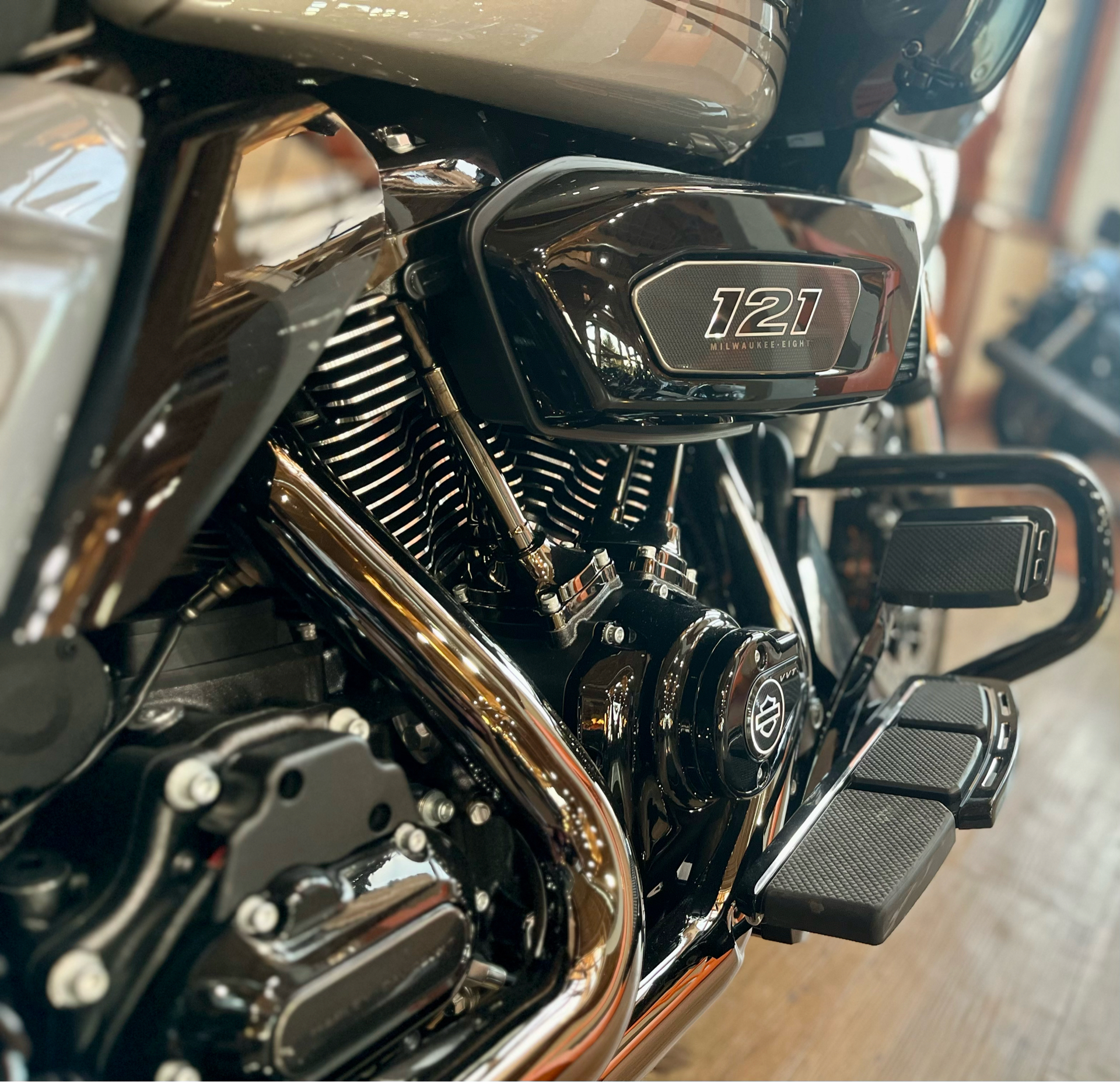2023 Harley-Davidson CVO™ Road Glide® in Loveland, Colorado - Photo 10