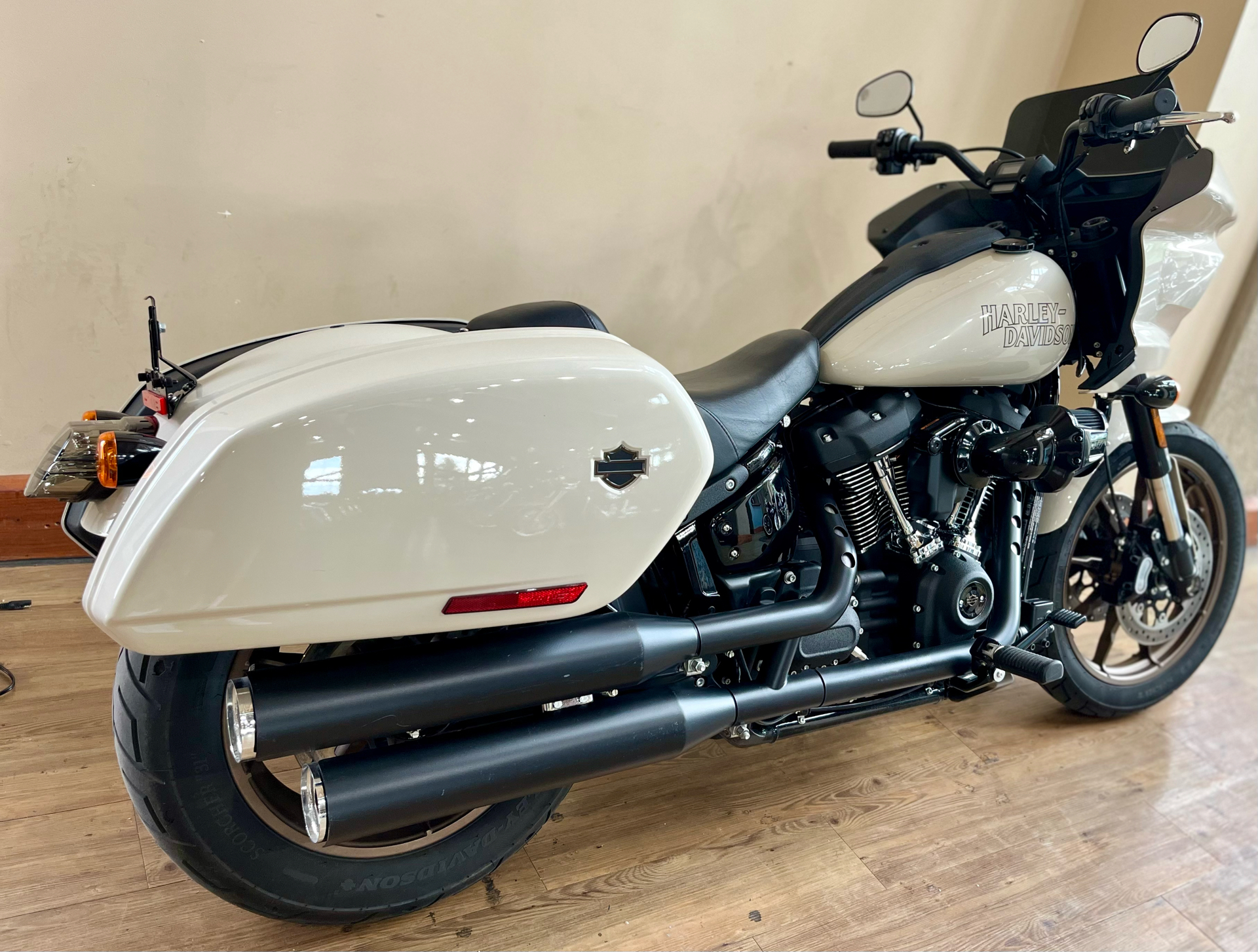 2023 Harley-Davidson Low Rider® ST in Loveland, Colorado - Photo 3