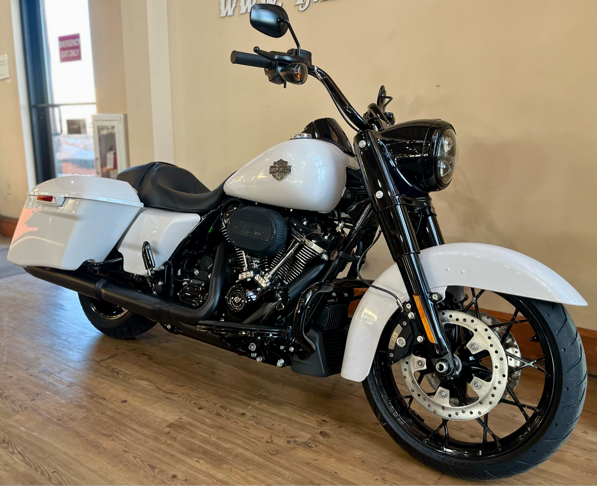 2024 Harley-Davidson Road King® Special in Loveland, Colorado - Photo 2