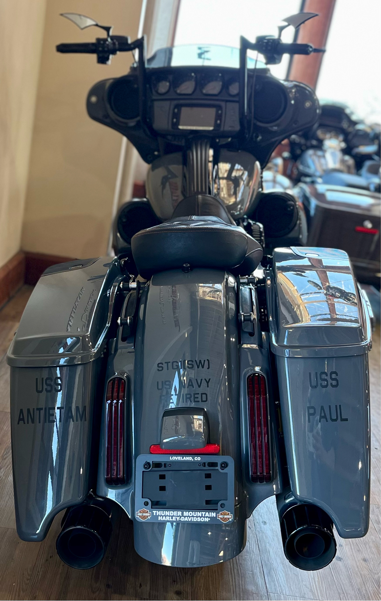 2018 Harley-Davidson CVO™ Street Glide® in Loveland, Colorado - Photo 5