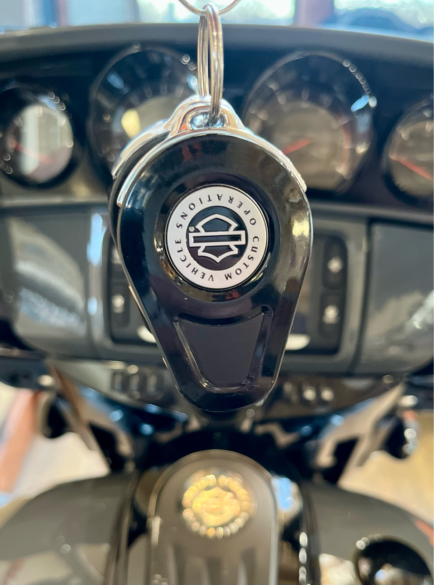 2018 Harley-Davidson CVO™ Street Glide® in Loveland, Colorado - Photo 13