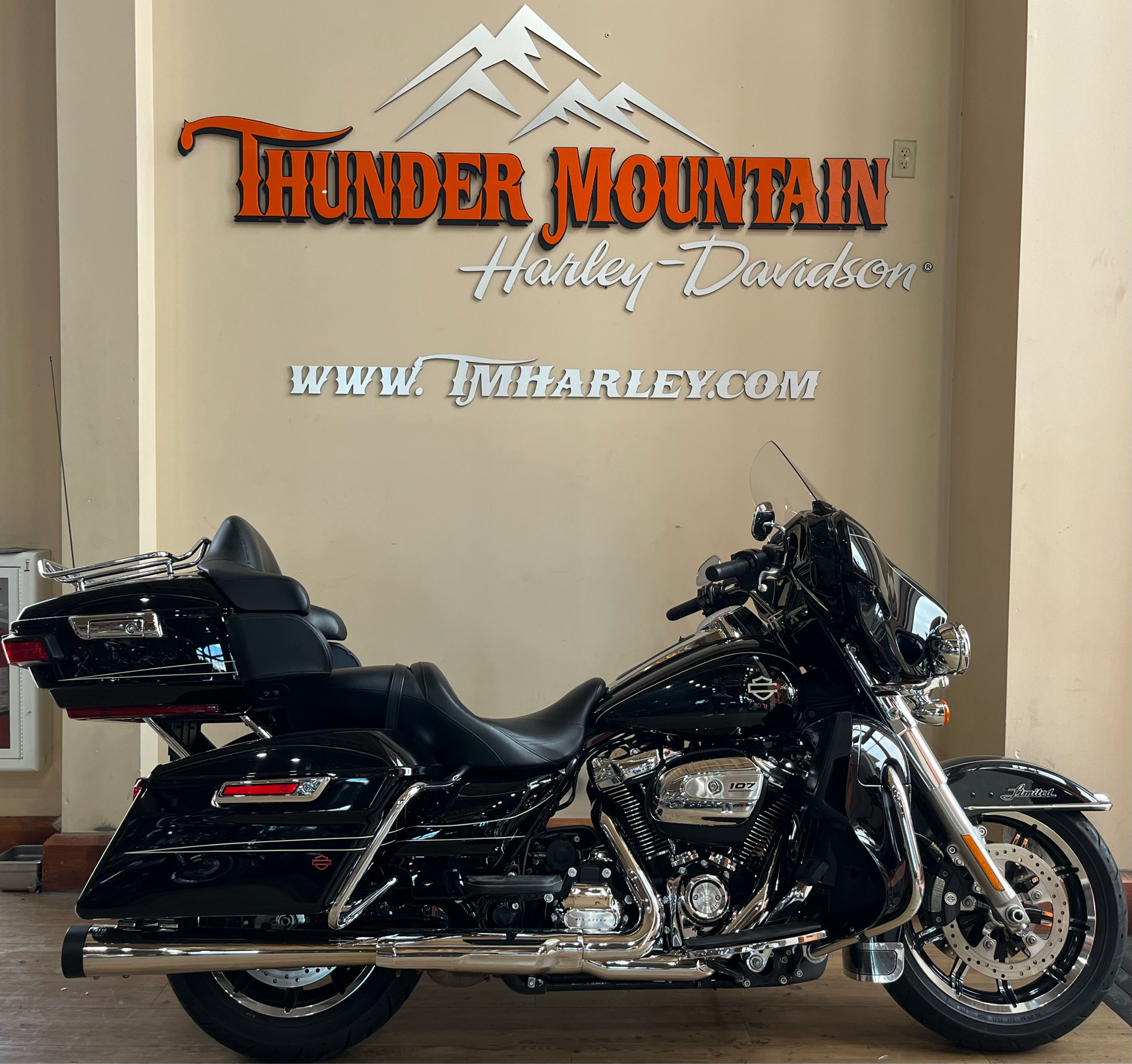 2018 Harley-Davidson Electra Glide® Ultra Classic® in Loveland, Colorado - Photo 1