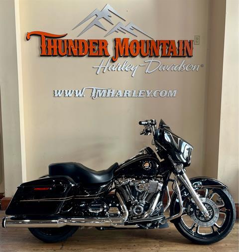 2017 Harley-Davidson Street Glide® Special in Loveland, Colorado - Photo 1