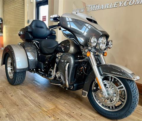 2023 Harley-Davidson Tri Glide® Ultra in Loveland, Colorado - Photo 2
