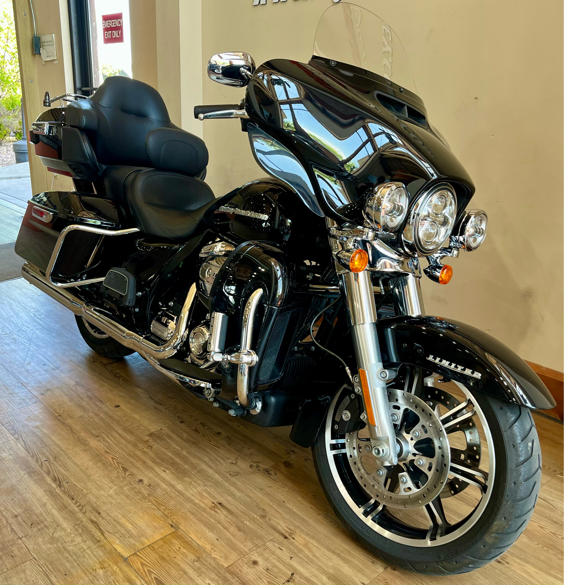 2020 Harley-Davidson Ultra Limited in Loveland, Colorado - Photo 2