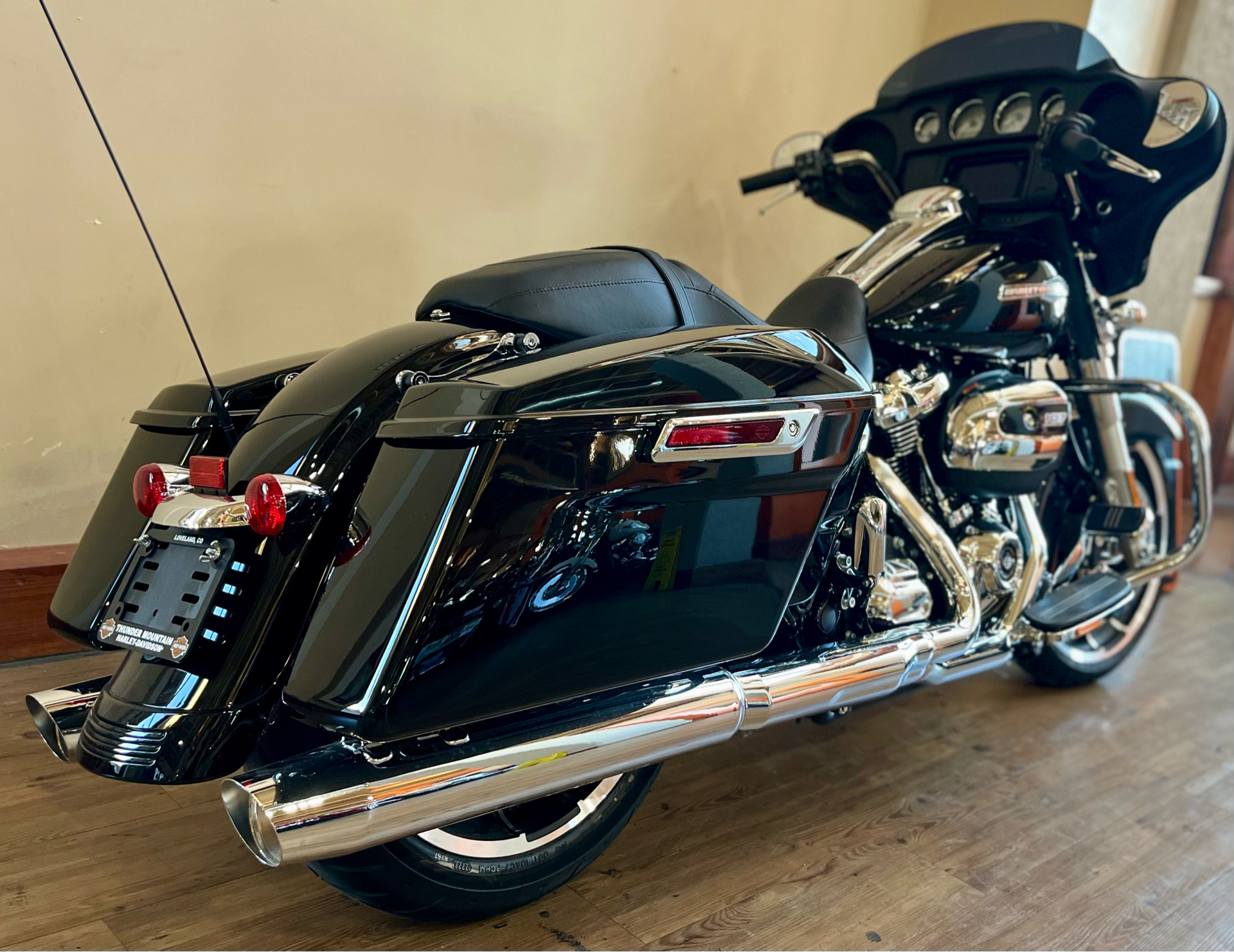 2023 Harley-Davidson Street Glide® in Loveland, Colorado - Photo 3