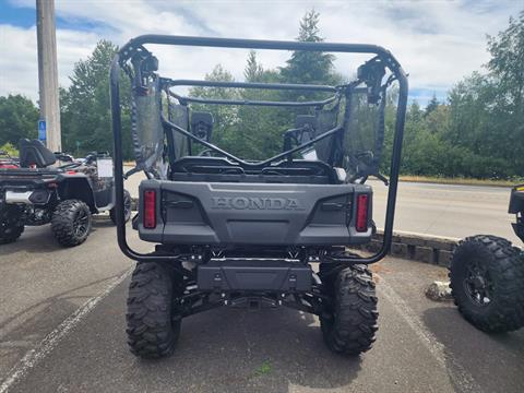 2024 Honda Pioneer 1000-5 Deluxe in Saint Helens, Oregon - Photo 6