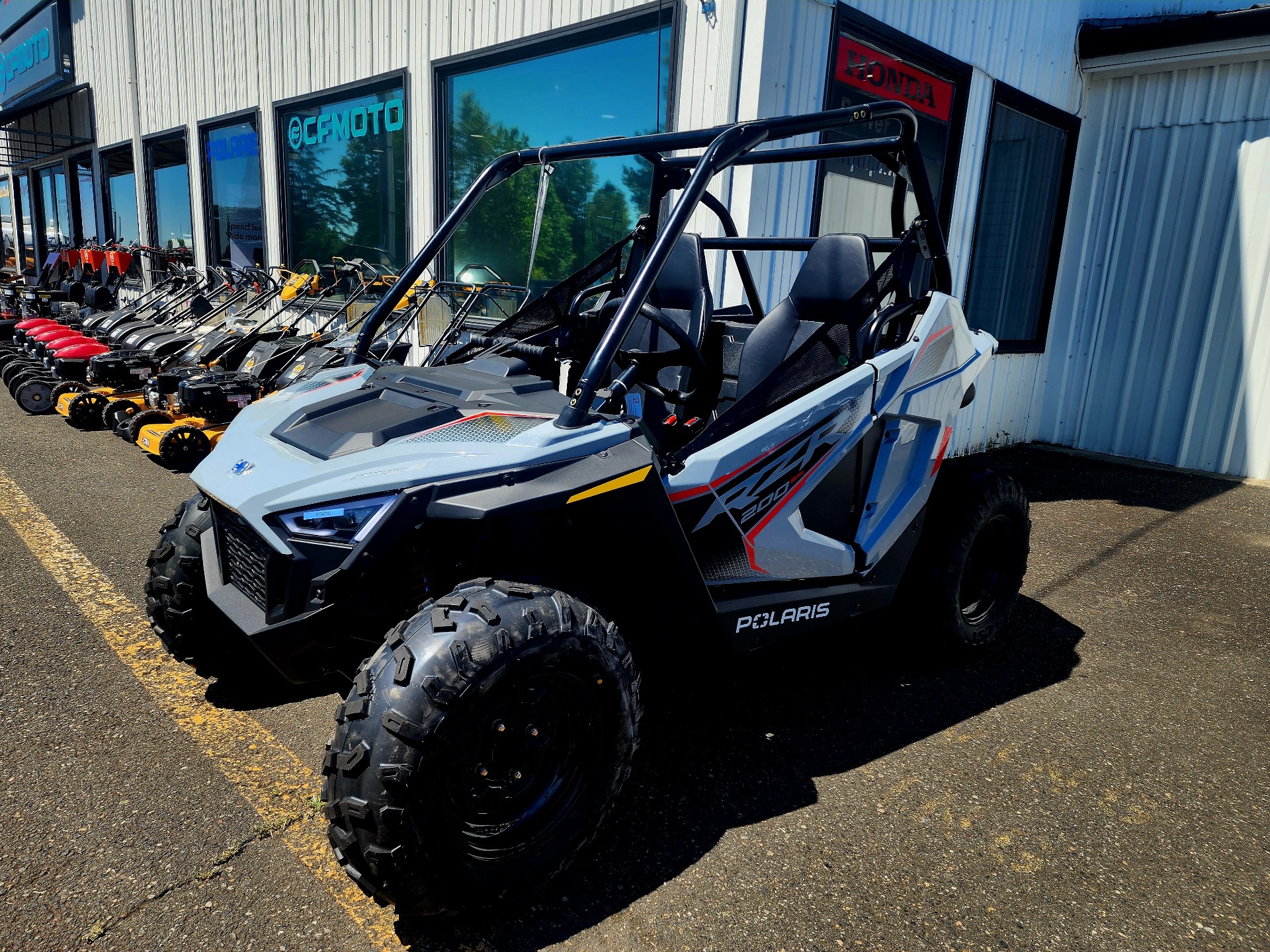 2024 Polaris RZR 200 EFI in Saint Helens, Oregon - Photo 2