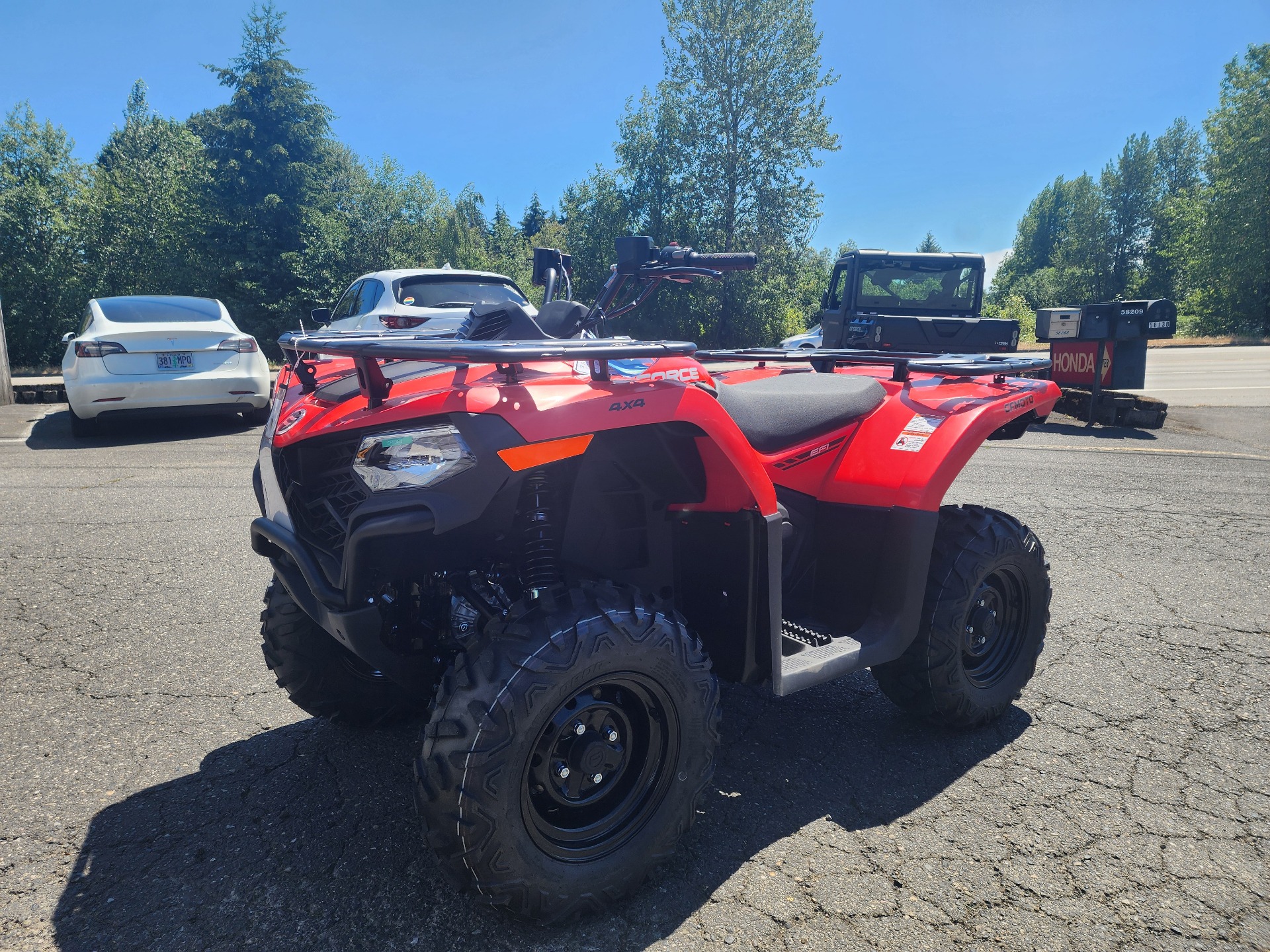 2024 CFMOTO CForce 400 in Saint Helens, Oregon - Photo 2