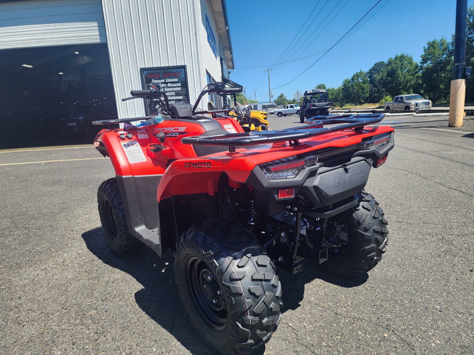 2024 CFMOTO CForce 400 in Saint Helens, Oregon - Photo 8