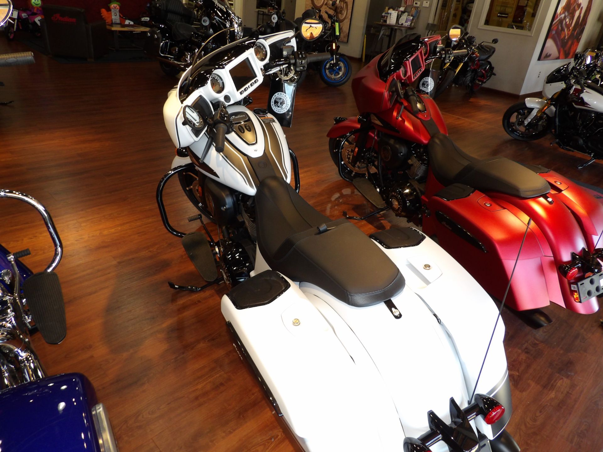 2024 Indian Motorcycle Chieftain® Dark Horse® with PowerBand Audio Package in Waynesville, North Carolina - Photo 4