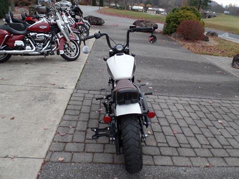 2019 Indian Scout® Bobber ABS in Waynesville, North Carolina - Photo 3