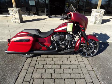 2024 Indian Motorcycle Chieftain® Dark Horse® with PowerBand Audio Package in Waynesville, North Carolina - Photo 3