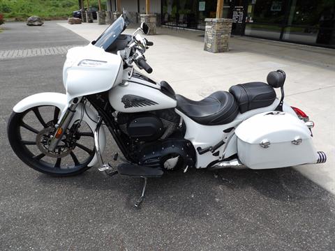 2018 Indian Motorcycle Chieftain® Limited ABS in Waynesville, North Carolina - Photo 5