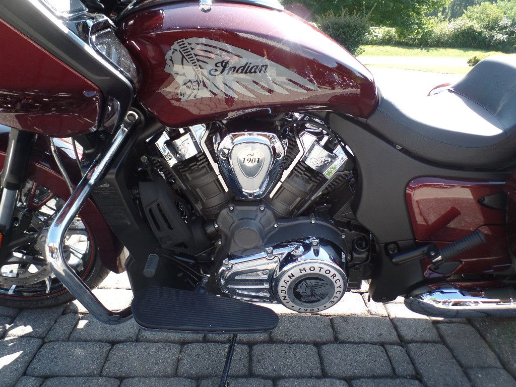 2022 Indian Motorcycle Challenger® Limited in Waynesville, North Carolina - Photo 4