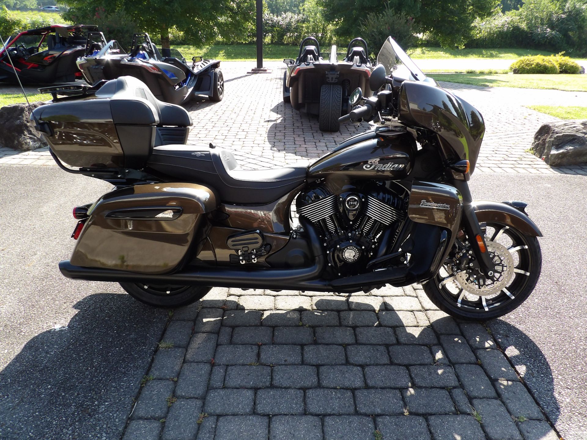 2023 Indian Motorcycle Roadmaster® Dark Horse® in Waynesville, North Carolina - Photo 1