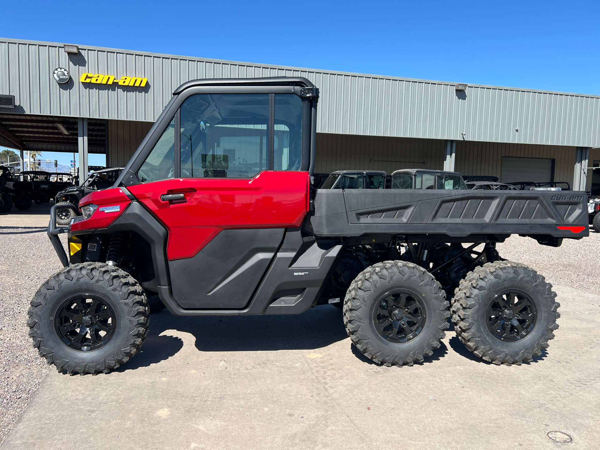 2024 Can-Am Defender 6x6 Limited in Safford, Arizona - Photo 1