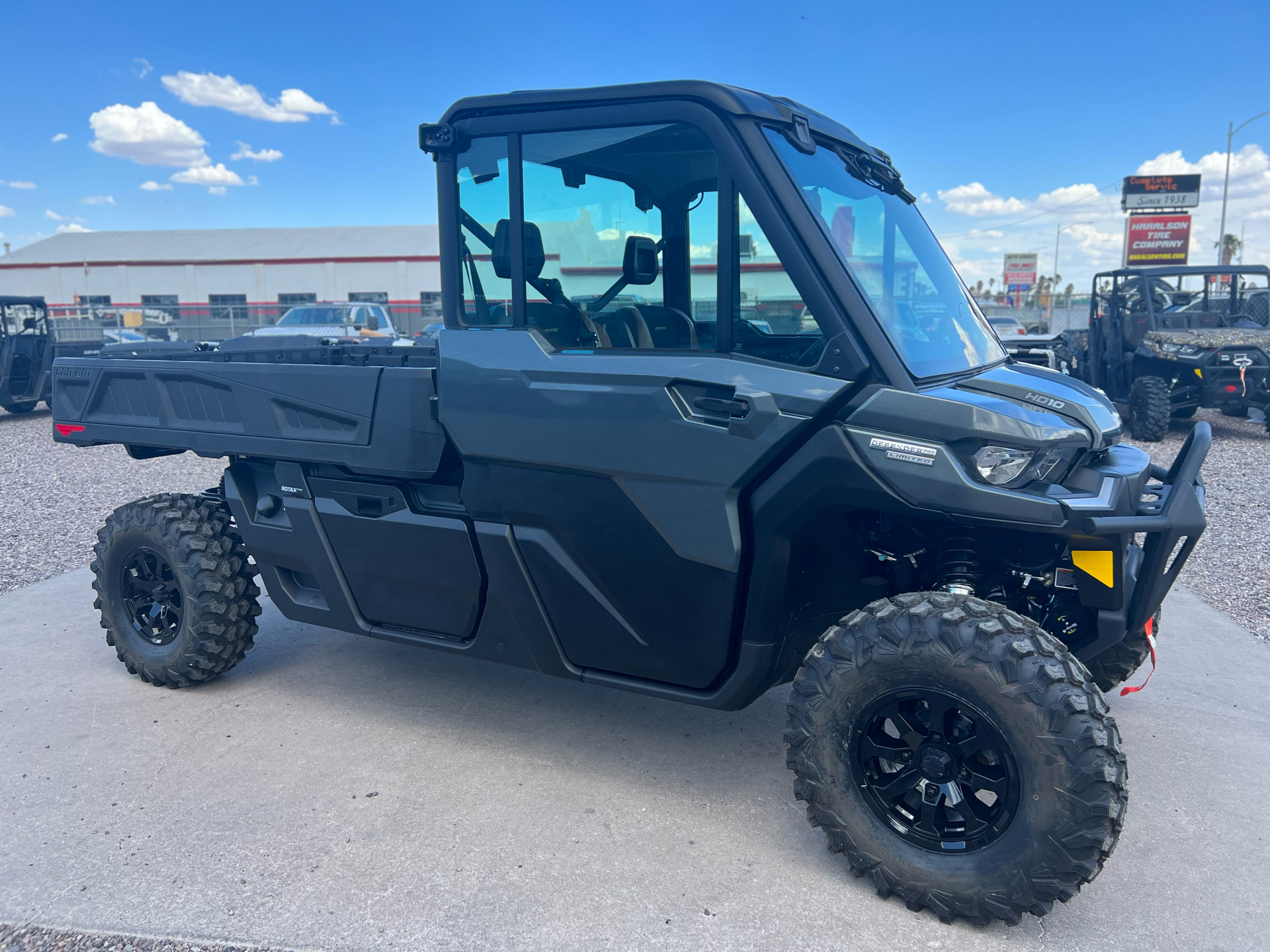 2023 Can-Am Defender Pro Limited CAB HD10 in Safford, Arizona - Photo 3
