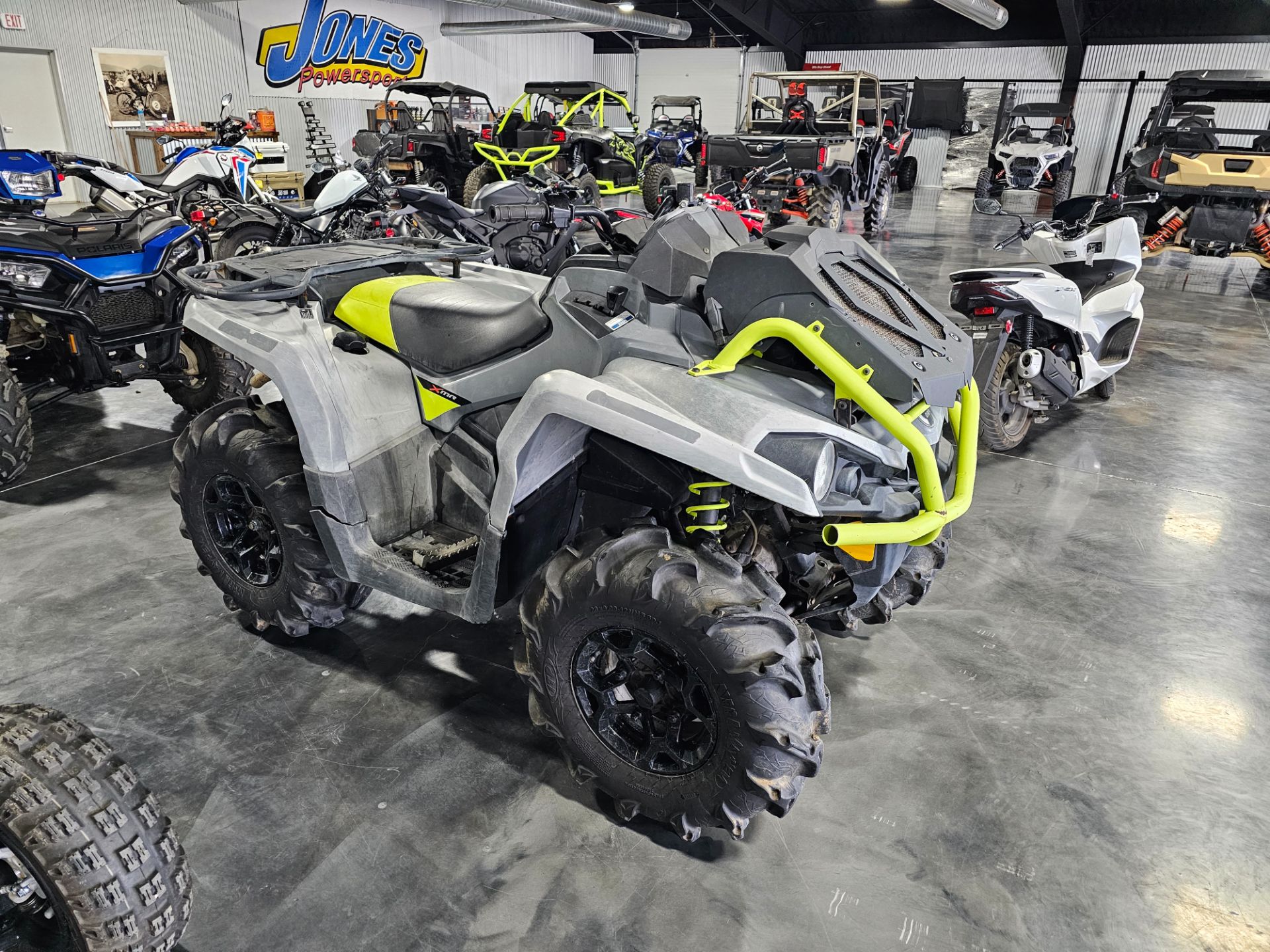2021 Can-Am Outlander X MR 570 in Durant, Oklahoma - Photo 1