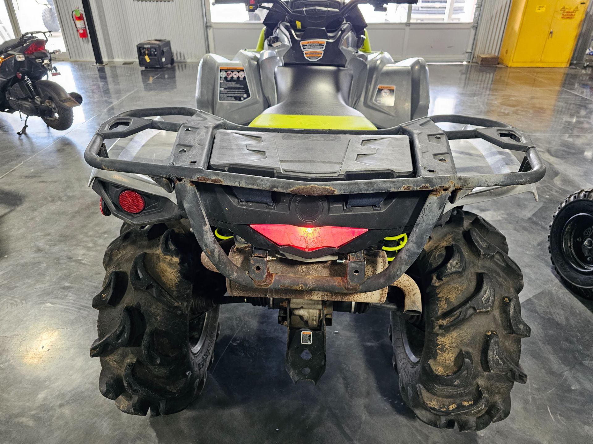 2021 Can-Am Outlander X MR 570 in Durant, Oklahoma - Photo 11