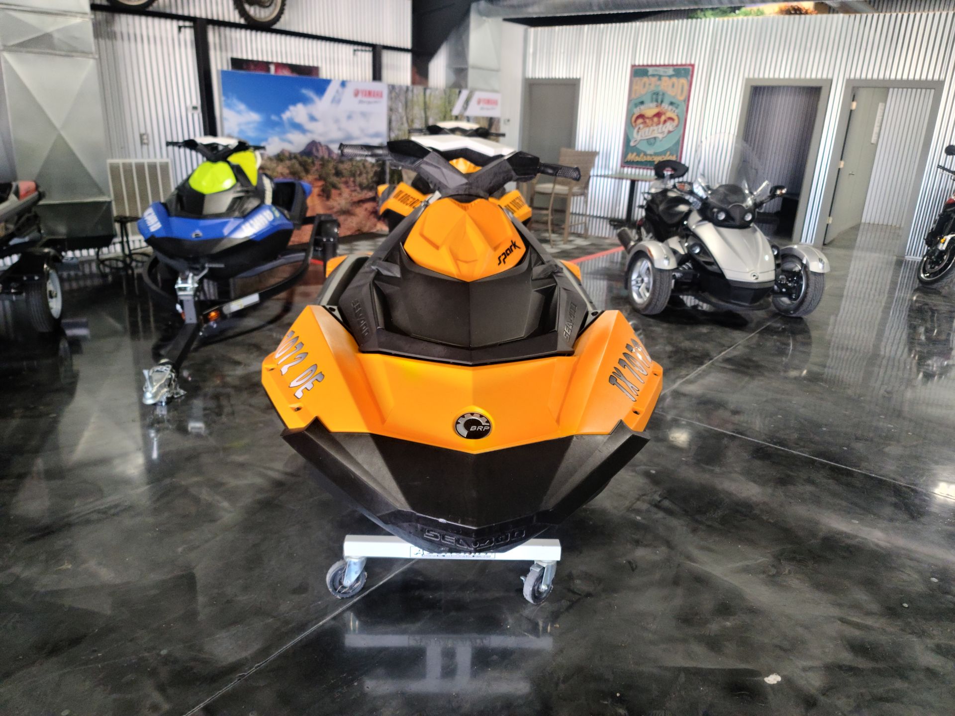 2015 Sea-Doo Spark 2up Rotax® 900 ACE™ Convenience Package in Durant, Oklahoma - Photo 2