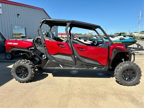 2024 Can-Am Commander MAX XT 700 in Durant, Oklahoma - Photo 2