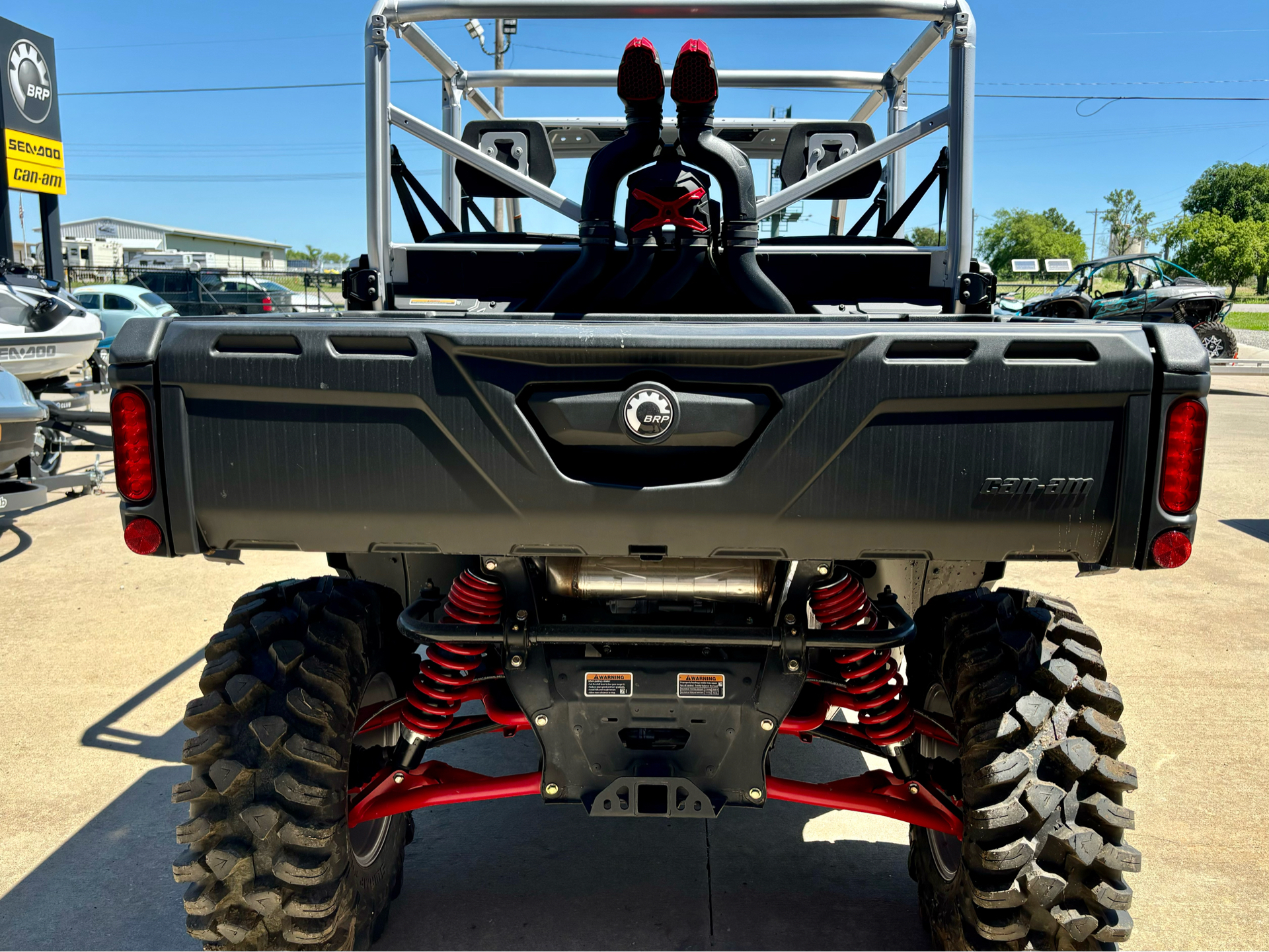 2024 Can-Am Defender MAX X MR With Half Doors in Durant, Oklahoma - Photo 4