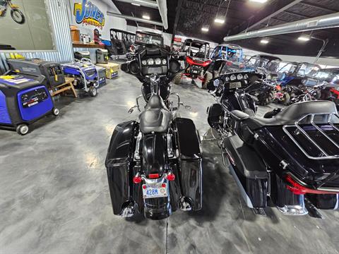 2015 Harley-Davidson Street Glide® in Durant, Oklahoma - Photo 6