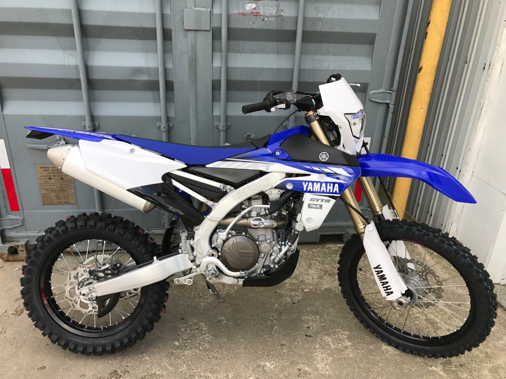 Модельный ряд Yamaha wr450f