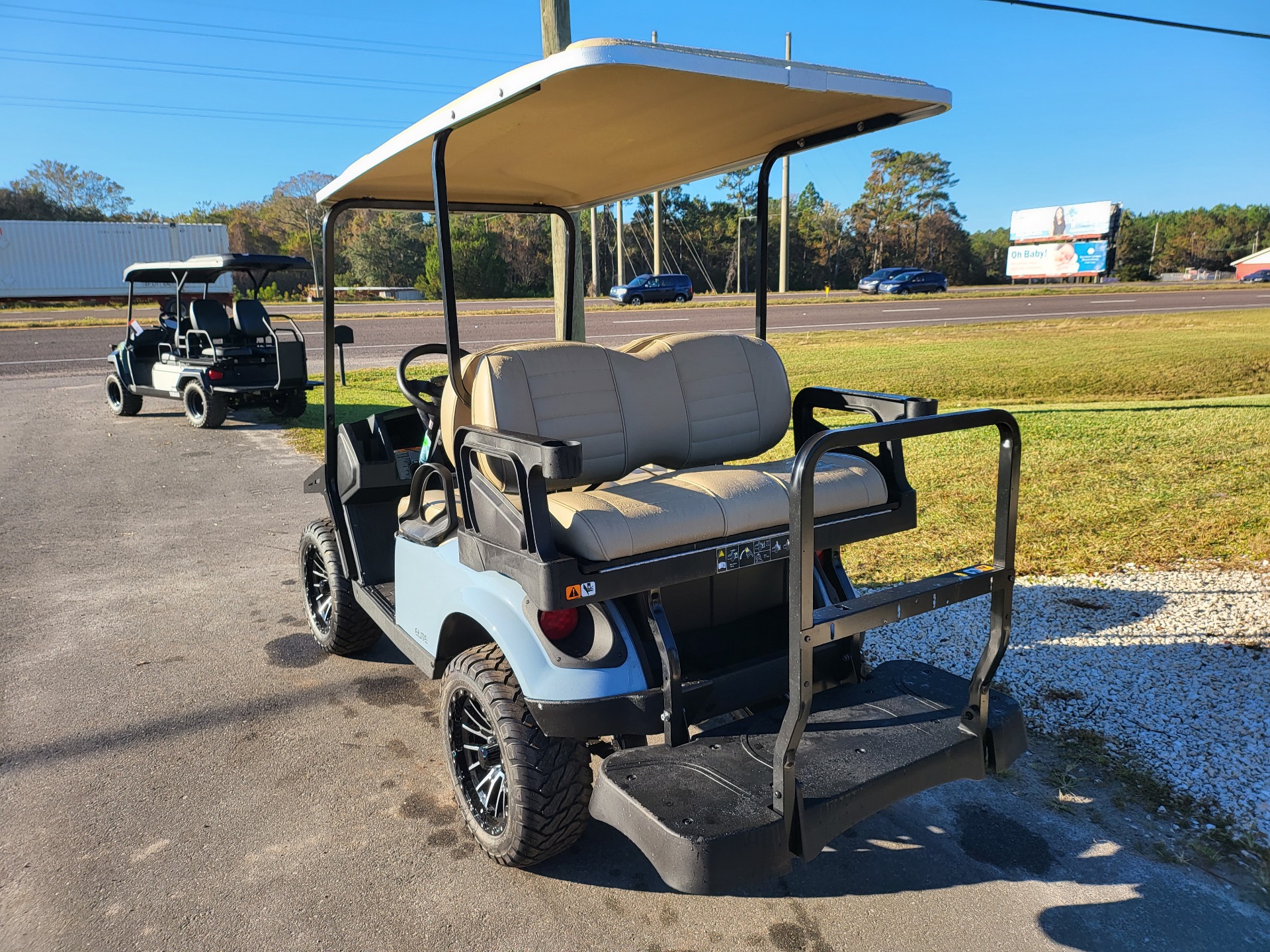 2023 E-Z-GO Express S4 ELiTE 2.2 Single Pack with Light World Charger in Fernandina Beach, Florida - Photo 3