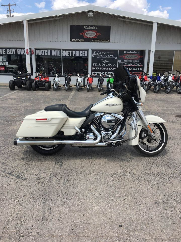 2015 Harley-Davidson Street Glide® Special in Odessa, Texas - Photo 1