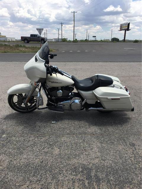 2015 Harley-Davidson Street Glide® Special in Odessa, Texas - Photo 3