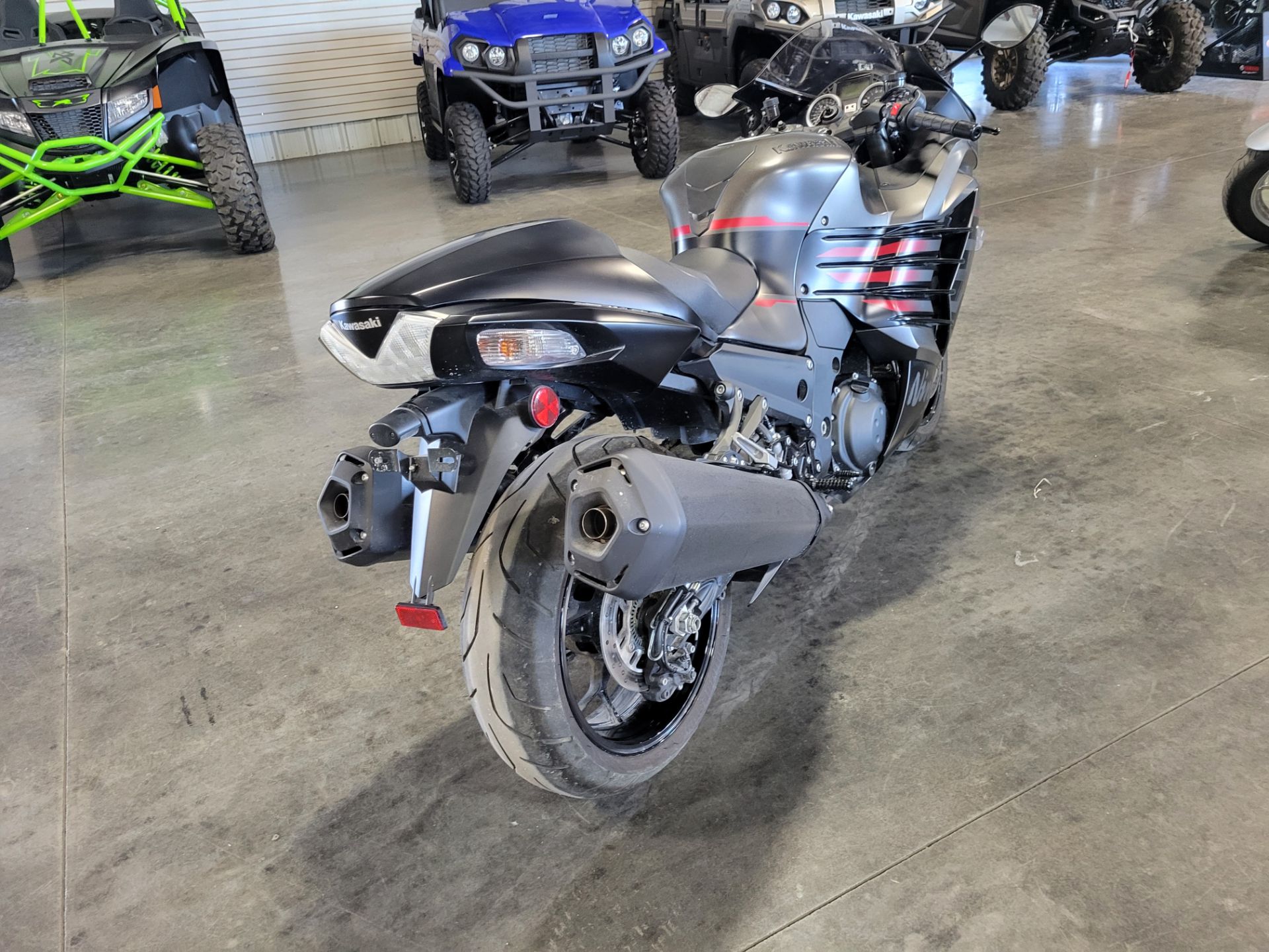 2023 Kawasaki Ninja ZX-14R ABS in Hesston, Kansas - Photo 2